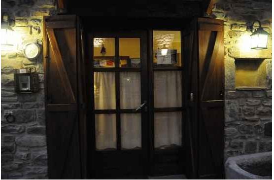 Borda Felices Hostel Broto Εξωτερικό φωτογραφία